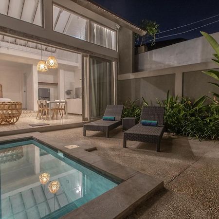 White Studio, Villa With Private Pool Canggu Exteriör bild